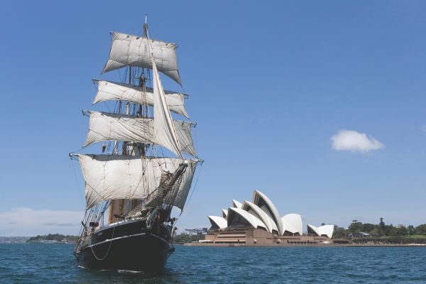 クラシック帆船で巡るシドニー湾クルーズ - Sydney Tall Ship