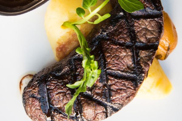 【ミールクーポン】　アイム・アンガス・ステーキハウス　セットメニュー１　【２コース】