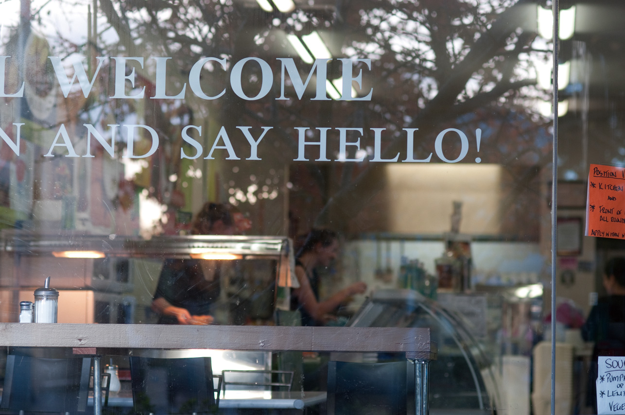 カフェでのんびりティータイム