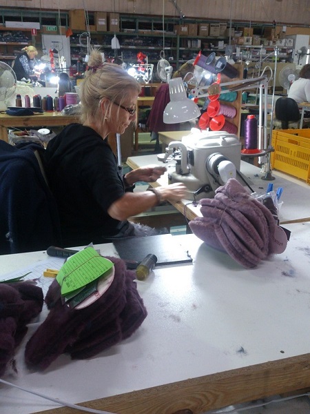 作業中の職人さんを、こんな間近で。