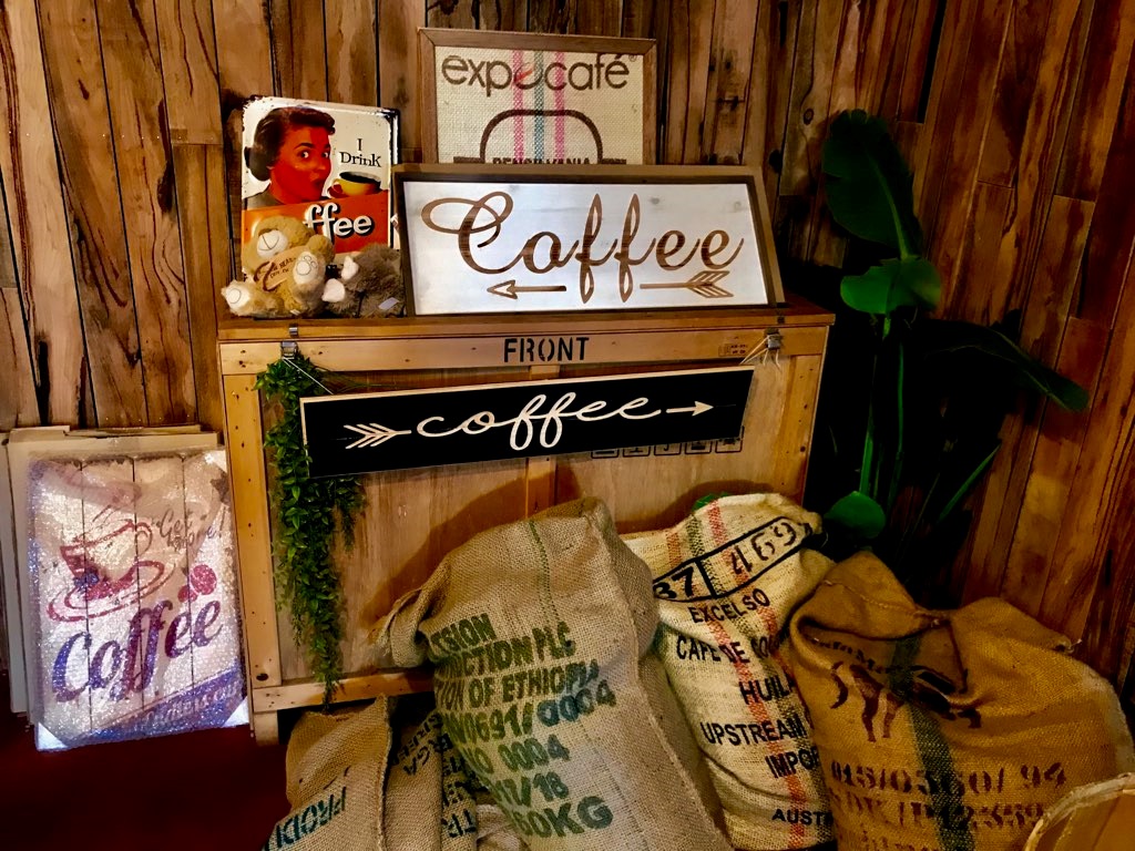 コーヒーショップ（イメージ）