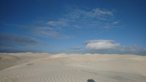 真っ白な砂丘