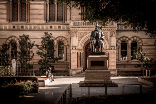 アデレード大学　©sophie mosimann