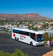 2026年4月～【英語／バス移動】アリススプリングス発→エアーズロック着